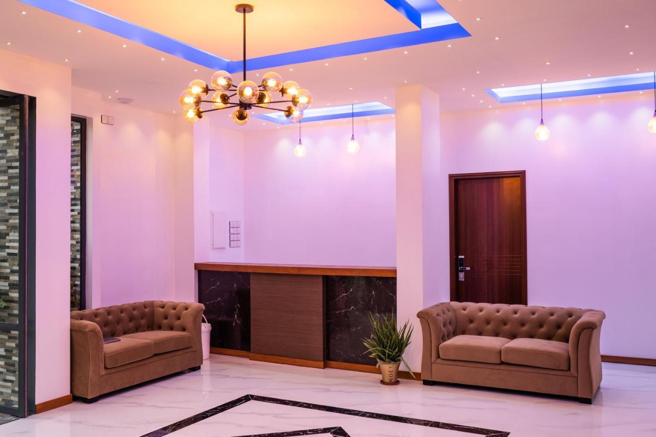 Ari Grand Hotel & Spa Dhangethi Eksteriør bilde